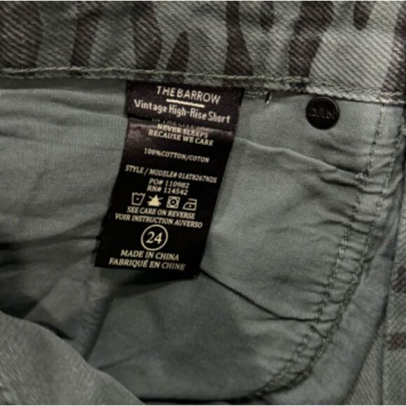 NWT Blank NYC Green & Black Animal print Denim shorts The Barrow sz 27 - Picture 6 of 8